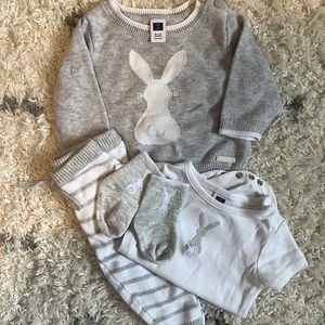 Janie and Jack 4 piece bunny set